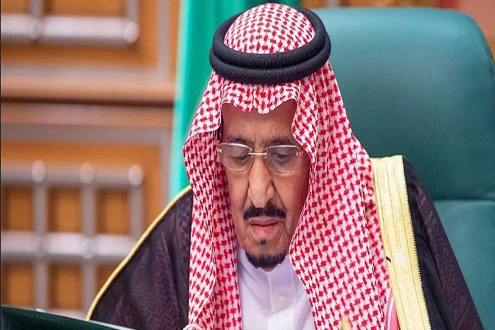 تحول كبير في السعودية.. إقامات دائمة مجانية لهذه الفئات من المغتربين بدءًا من 2024!..شاهد هل انت منهم؟