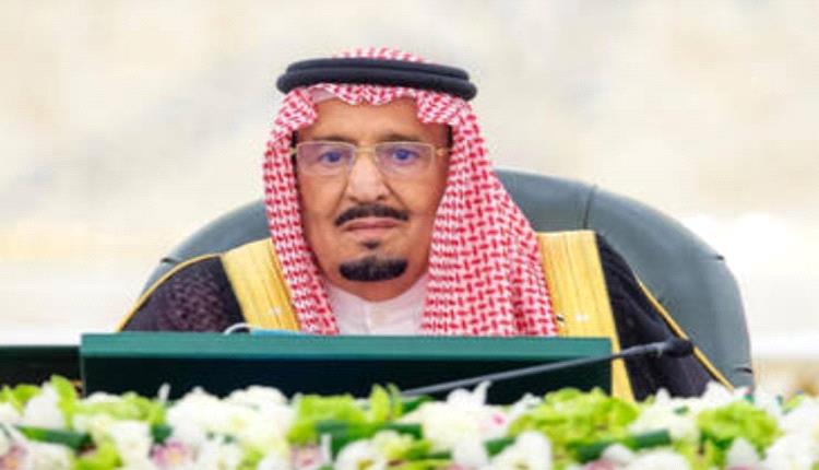 شاهد إمام سعودي يكشف سر حادثة للملك سلمان عندما كان أميرا للرياض !!  