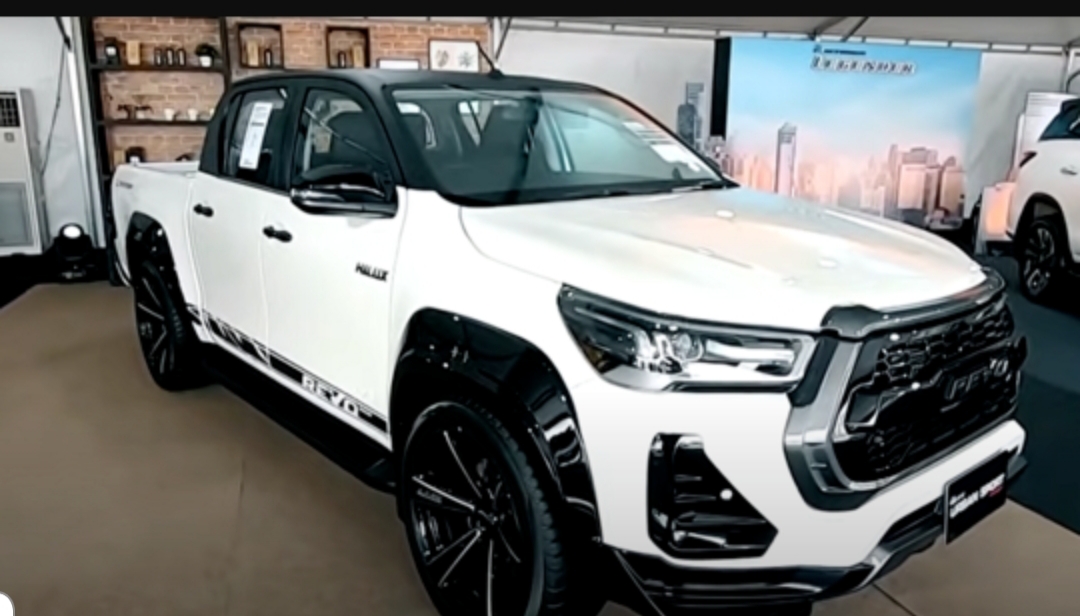 شركة تويوتا تفاجأ الاسواق العالمية بسيارة HILUX المعدلة تعرف على مواصفاتها