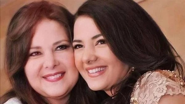 دنيا سمير غانم تحيي ذكرى رحيل والدتها الفنانة دلال عبدالعزيز 