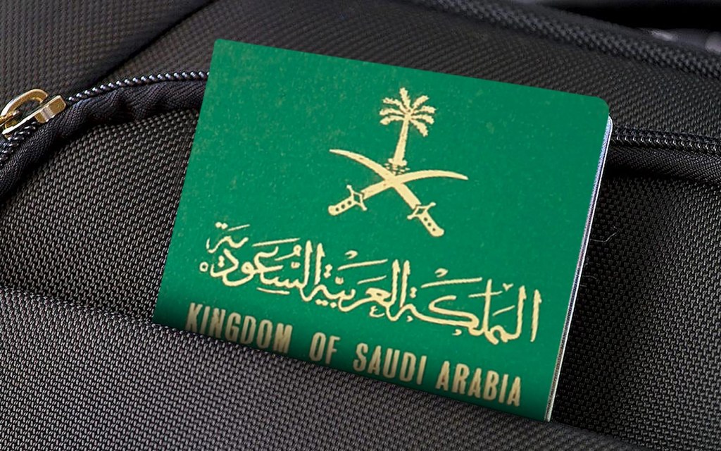 خبر سار..  السعودية ولأول مرة تمنح الجواز والجنسية بسهولة لمن يعملون في هذه المهن
