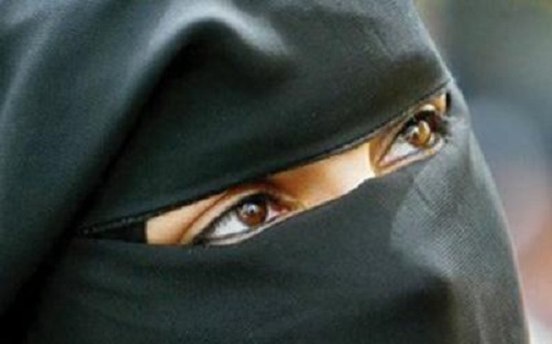 امرأة سعودية تكشف سبب يفضل الرجال المطلقات على العزباء