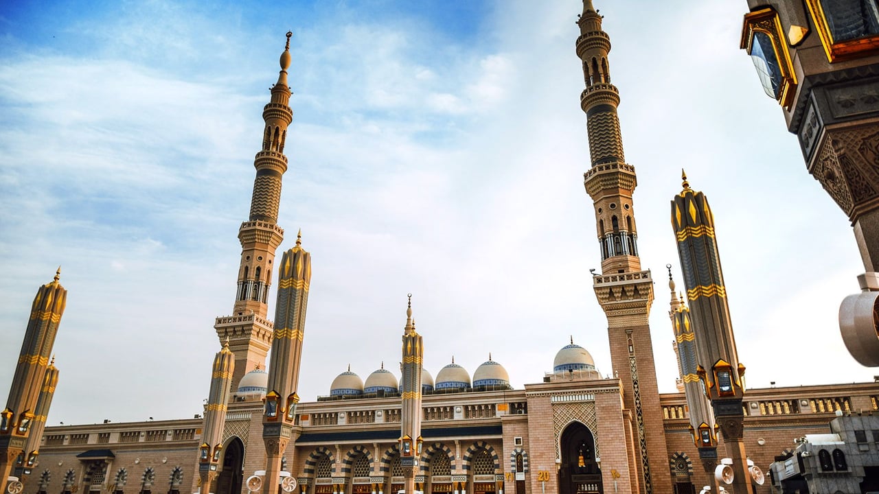 تفاصيل قرار سعودي مفاجئ لجميع المساجد داخل المملكة